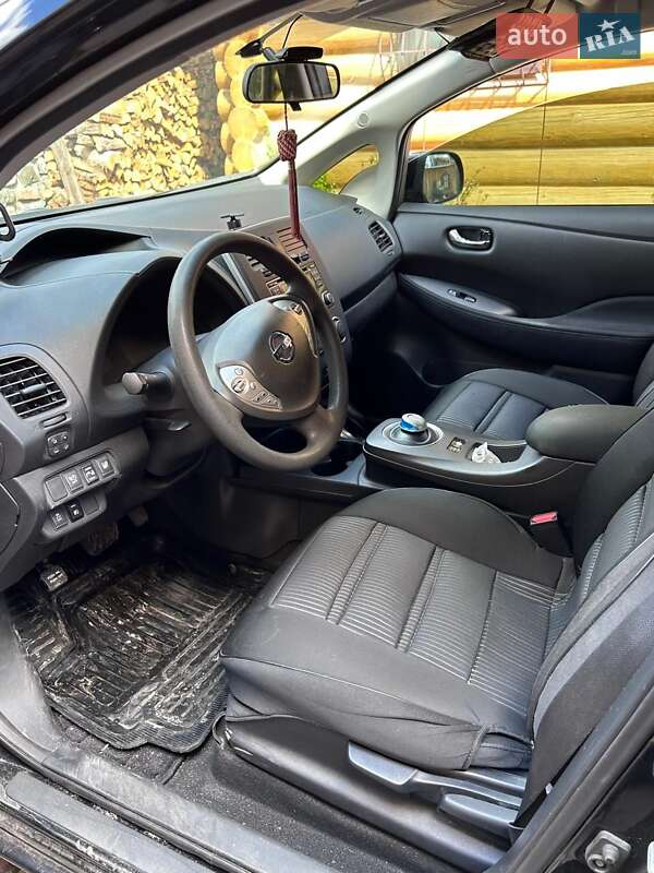 Хетчбек Nissan Leaf 2017 в Києві