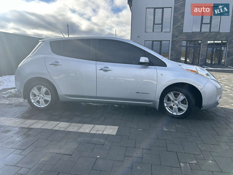 Хетчбек Nissan Leaf 2017 в Івано-Франківську фото 6 Хетчбек Nissan Leaf 2017 в Івано-Франківську