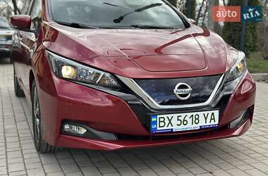 Хэтчбек Nissan Leaf 2018 в 