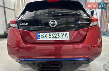 Хэтчбек Nissan Leaf 2018 в 