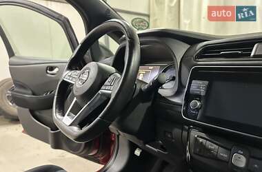Хэтчбек Nissan Leaf 2018 в 