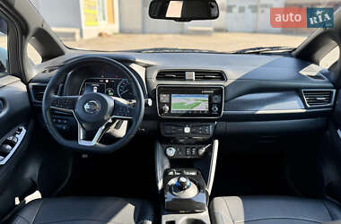 Хетчбек Nissan Leaf 2019 в 