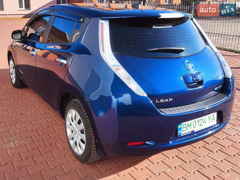 Хэтчбек Nissan Leaf 2017 в Сумах