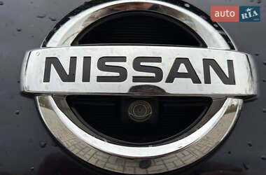 Хэтчбек Nissan Leaf 2019 в 