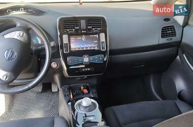 Хэтчбек Nissan Leaf 2017 в 
