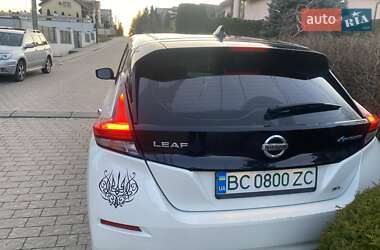 Хэтчбек Nissan Leaf 2018 в 