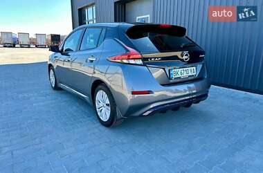Хетчбек Nissan Leaf 2021 в 