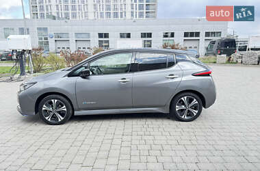 Хетчбек Nissan Leaf 2019 в 