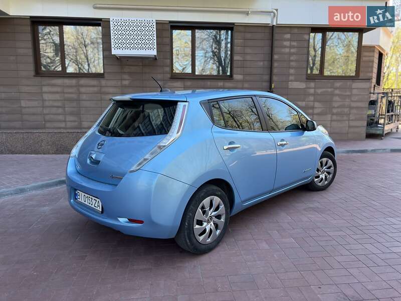 Хэтчбек Nissan Leaf 2015 в Кременчуге фото 6 Хэтчбек Nissan Leaf 2015 в Кременчуге