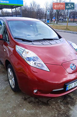 Хетчбек Nissan Leaf 2011 в 