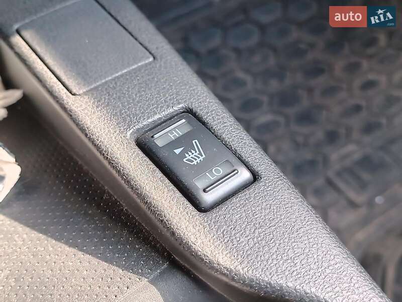 Хэтчбек Nissan Leaf 2015 в Харькове