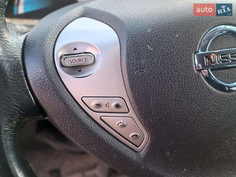 Хэтчбек Nissan Leaf 2015 в Харькове