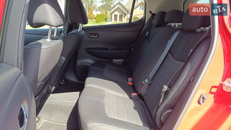 Хэтчбек Nissan Leaf 2019 в Львове