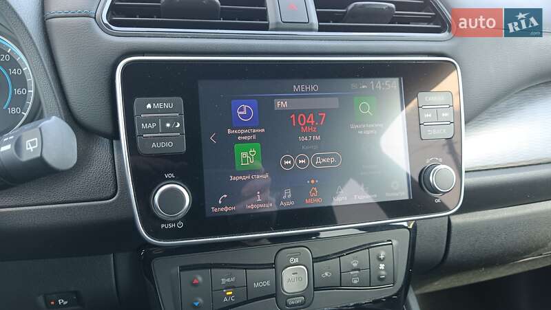 Хэтчбек Nissan Leaf 2019 в Львове