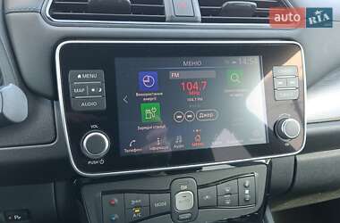 Хэтчбек Nissan Leaf 2019 в 