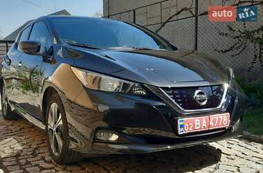 Хэтчбек Nissan Leaf 2020 в 