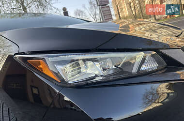 Хэтчбек Nissan Leaf 2021 в 