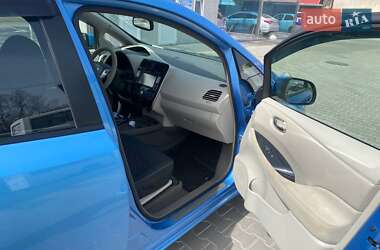 Хэтчбек Nissan Leaf 2011 в Одессе