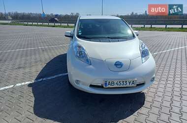 Хэтчбек Nissan Leaf 2017 в 