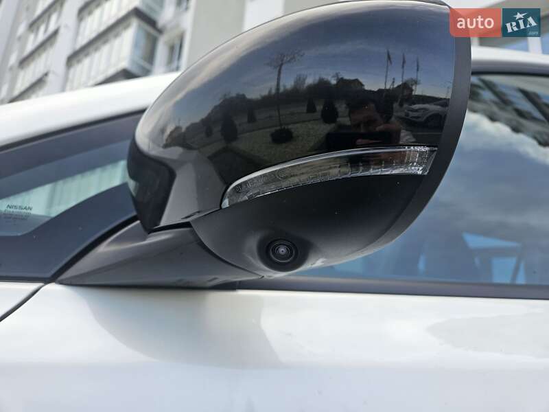Хэтчбек Nissan Leaf 2018 в Трускавце