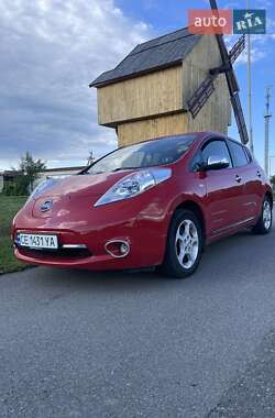 Хетчбек Nissan Leaf 2015 в Чернівцях
