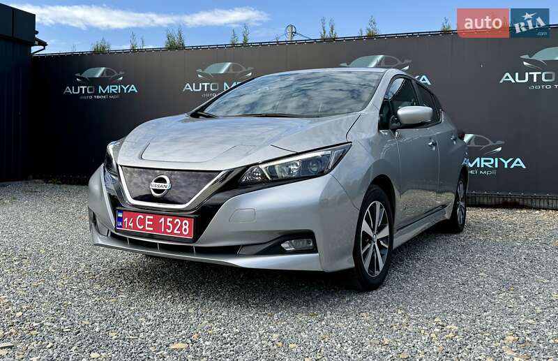 Хетчбек Nissan Leaf 2020 в Самборі