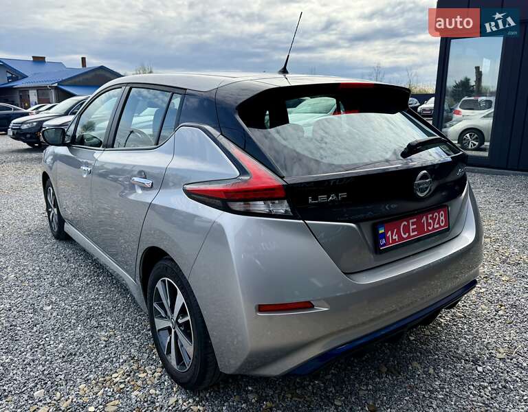 Хетчбек Nissan Leaf 2020 в Самборі