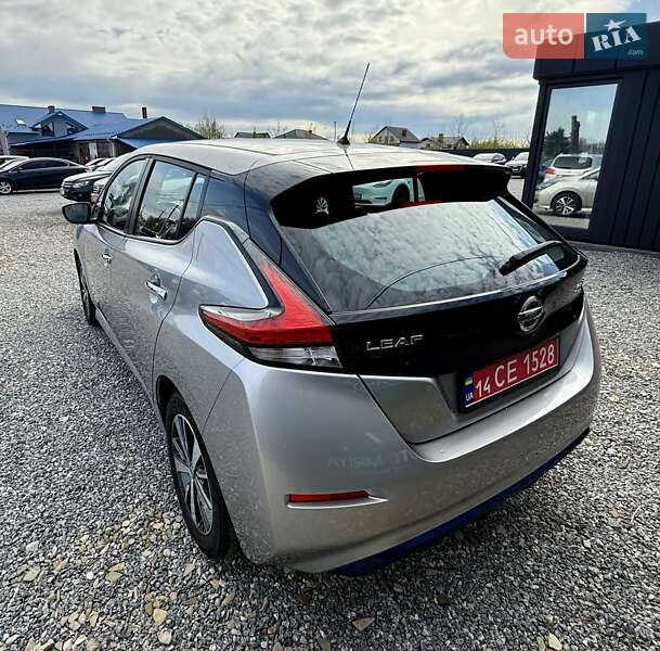 Хетчбек Nissan Leaf 2020 в Самборі