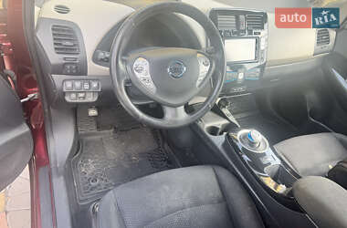 Хэтчбек Nissan Leaf 2017 в 