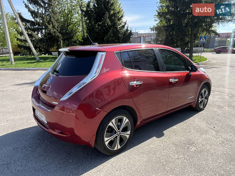 Nissan Leaf 2014