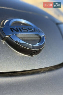 Хэтчбек Nissan Leaf 2015 в 