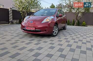 Хэтчбек Nissan Leaf 2014 в 