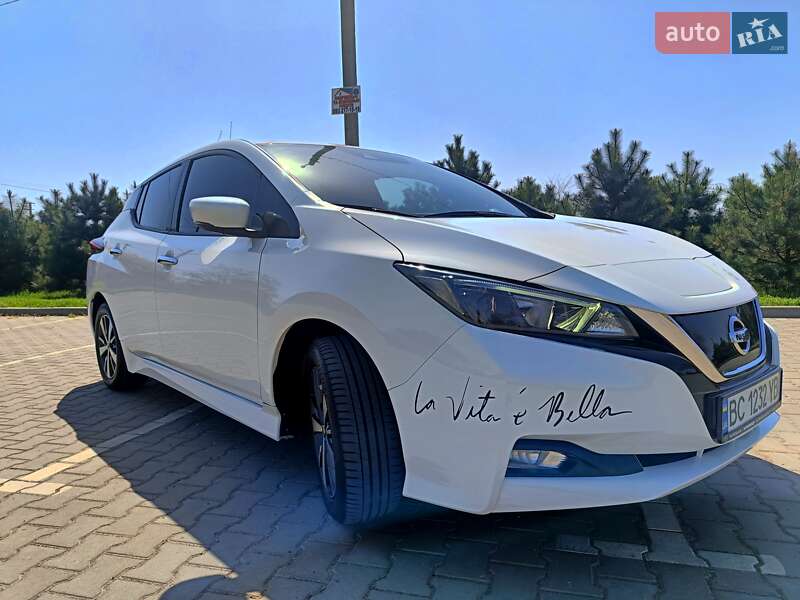 Nissan Leaf 2021