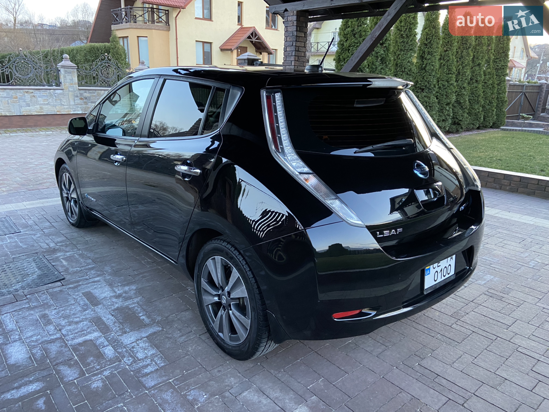 2016 Nissan Leaf - мініатюра 3