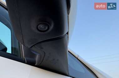 Хэтчбек Nissan Leaf 2020 в 