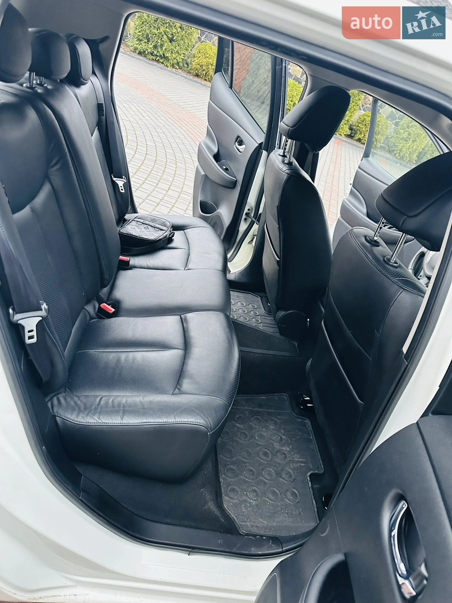 2014 Nissan Leaf - мініатюра 29