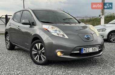 Хэтчбек Nissan Leaf 2015 в 