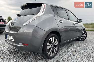 Хэтчбек Nissan Leaf 2015 в 