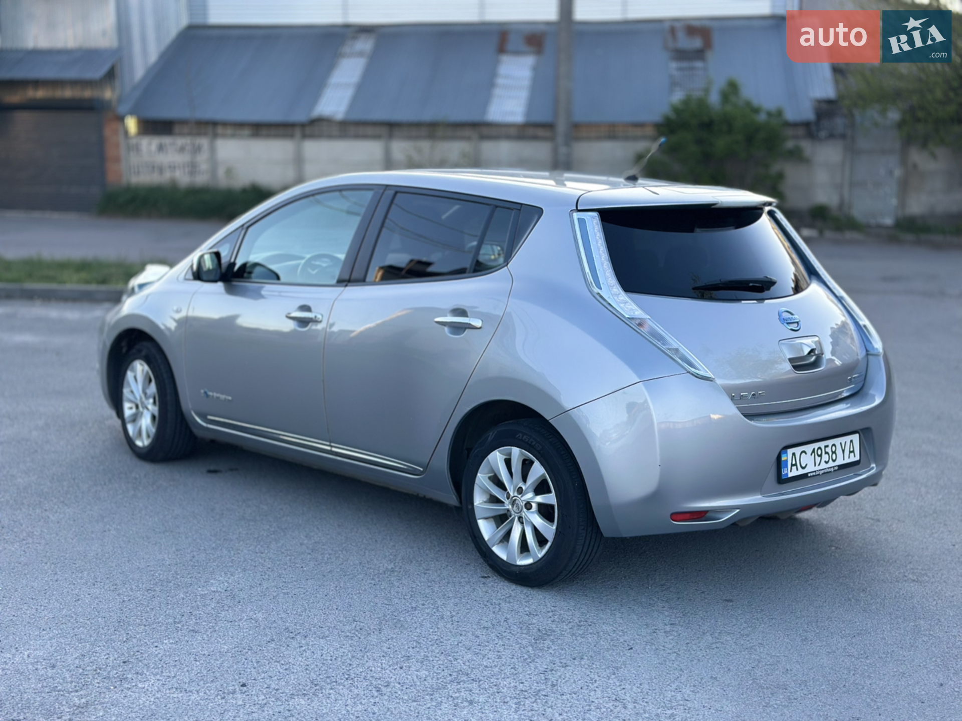 2013 Nissan Leaf - мініатюра 9