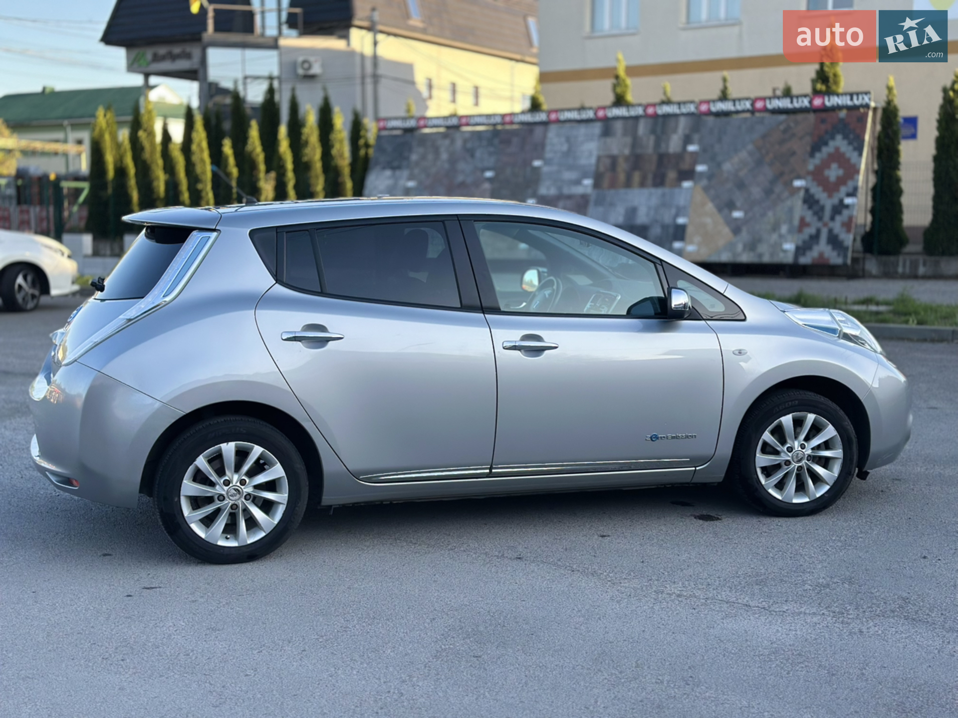 2013 Nissan Leaf - мініатюра 13