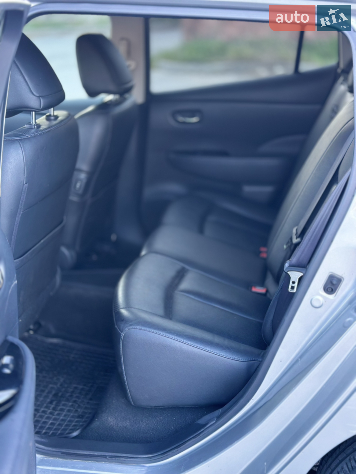 2013 Nissan Leaf - мініатюра 34