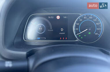 Хэтчбек Nissan Leaf 2021 в 