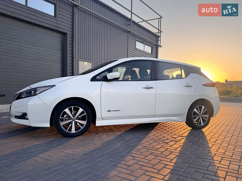 Хетчбек Nissan Leaf 2019 в Кропивницькому