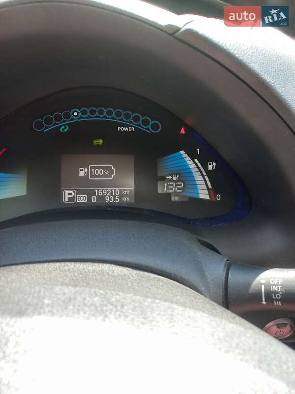 Хэтчбек Nissan Leaf 2015 в Летичеве