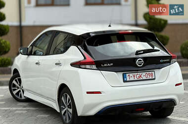 Хетчбек Nissan Leaf 2021 в 