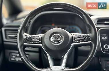 Хетчбек Nissan Leaf 2021 в 