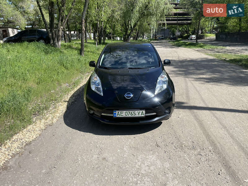 Nissan Leaf 2015