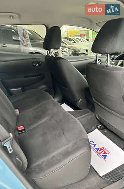 Хэтчбек Nissan Leaf 2015 в 