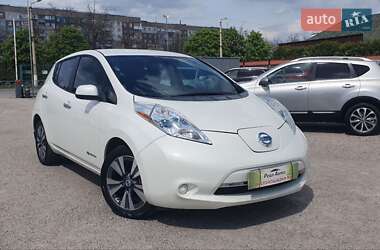 Хэтчбек Nissan Leaf 2013 в Кропивницком