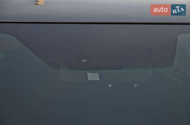 Хэтчбек Nissan Leaf 2017 в 